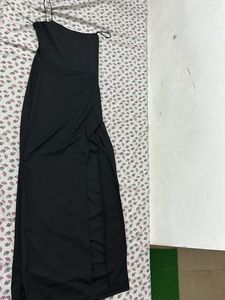 Perfect Black Dress. Thigh Slit . Square Necked . Sleeveless