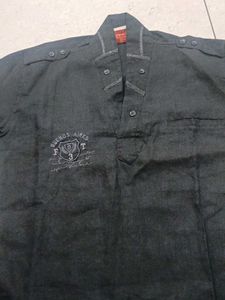 Men's Black Button-Up Shirt