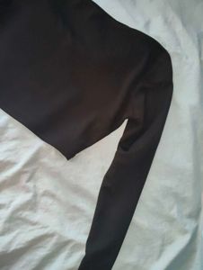 Long Sleeve Crop Top