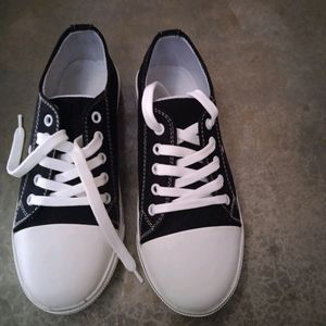 🌸Canvas Shoes🌸