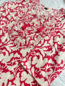 Elegant Red &amp; White Kurta Set
