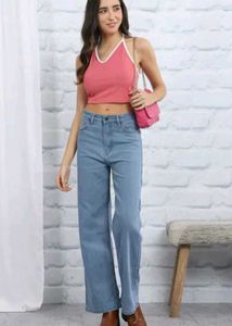 Shein Fitted Halter Tie-Up Neck Contrast Top