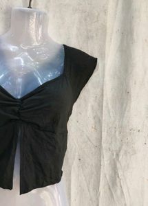 Chic Black Ruched Crop Top