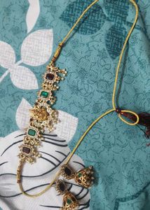 Exquisite Necklace & Earrings Set