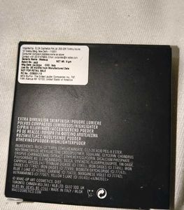 MAC Cosmetics Highlighter