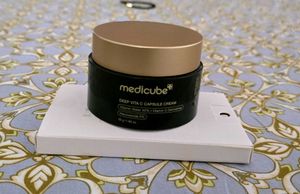 Medicube Deep Vita C Capsule Cream