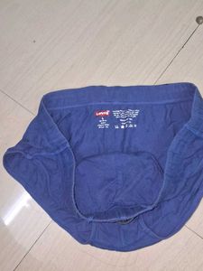 Levi's Men's Blue Briefs pick up 1