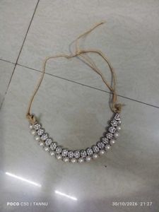 Elegant Pearl &amp; Crystal Necklace
