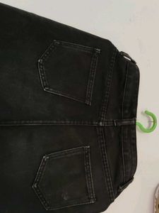 BlackMom Fit Denim Jeans