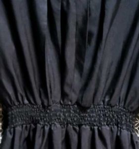 ✨ Black Beauty: Cute Ruffle-Sleeve Smocked Dress ✨