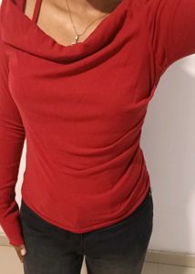 RED OFFF SHOULDER TOP