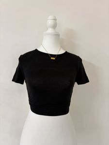 sexy backless Crop Top😭🤍