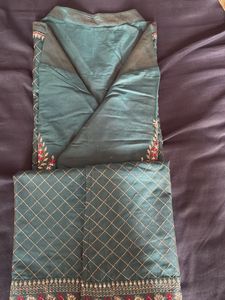 Elegant Green Mukaish Embroidered Kurta
