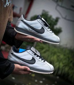 Nike Cortez Sneakers