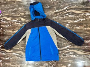 Stylish Colorblock Hooded Jacket