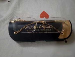 Elegant Rimless Eyeglasses