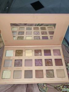 Neutral Eyeshadow Palette