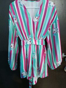 🌈 Stylish Striped Short Jumpsuit Polyester Size S