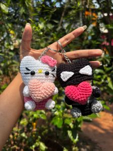 crochet couple keychain ( Pack Of 2)