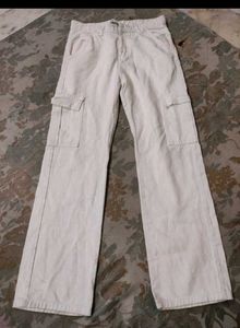 Zara women's cargo off white