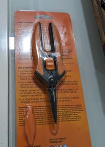 GARDENING ORIGINAL FISKARS  SCISSOR
