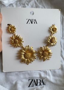 Limited Edition Zara Metallic Floral Necklace