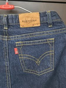 Price dropped!! Branded cute blue jean skirt.