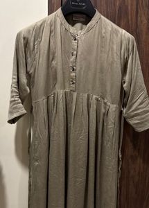 Elegant Midi Dress