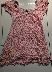Charming and cute floral printed dress for womens