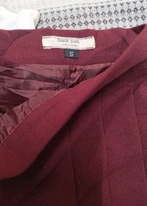 Midi Style Pleated Skirt