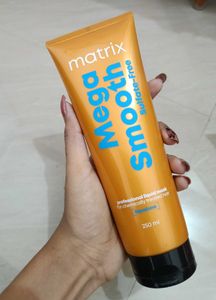 Matrix Mega Smooth Hair Mask