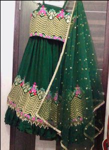 Elegant Green Lehenga Choli Set with Dupatta