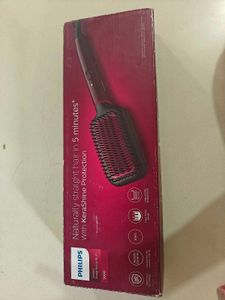 Philips Heated Straightening Brush 5000