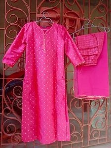 New Vaaba Woven Design Kurta Set