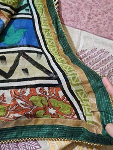 🔻Price Drop-Digital Print Green Saree