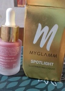 MyGlamm Spotlight Illuminating Liquid