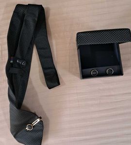 Valentino Ricci (New )Tie, Pin and Cufflink Set