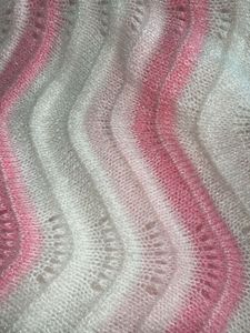 Chic Chevron shiny Knit Sweater