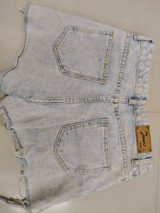 Y2K denim shorts