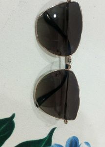 Stylish Geometric Frame Sunglasses