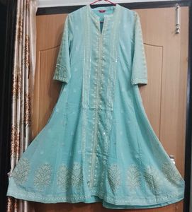 W Cyam Glitter Sequence Work Kurta with Leggings