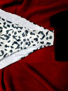 🇳🇿💫🎀Leopard Print Bikini Bottom