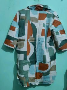 Abstract Print Tunic Top