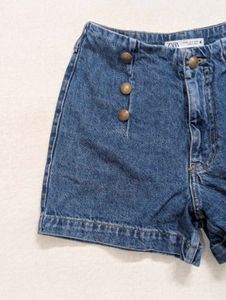 Zara Button Detail Denim Shorts Vintage Fit