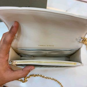 Charles &amp; Keith Quilted Chain with charm 🤍