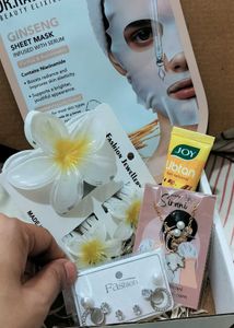 9 in 1 white beauty gift hamper for her