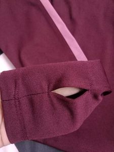M size One-Shoulder Long-Sleeve gymwear  Top