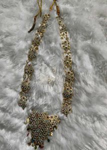 Exquisite Embellished Necklace Set
