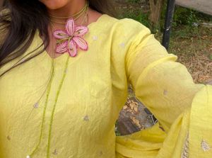 Floral Necklace with beads