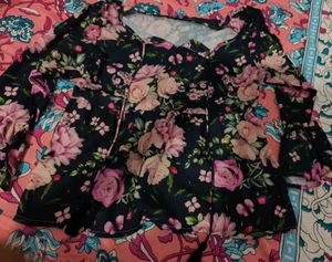 DressBerry Floral Peplum Tie-Up Top